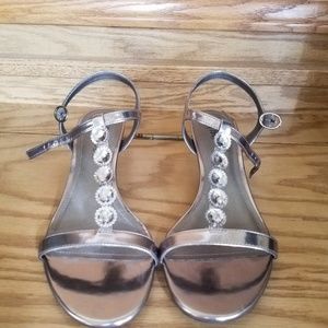 Fioni Nights Buckle Heels